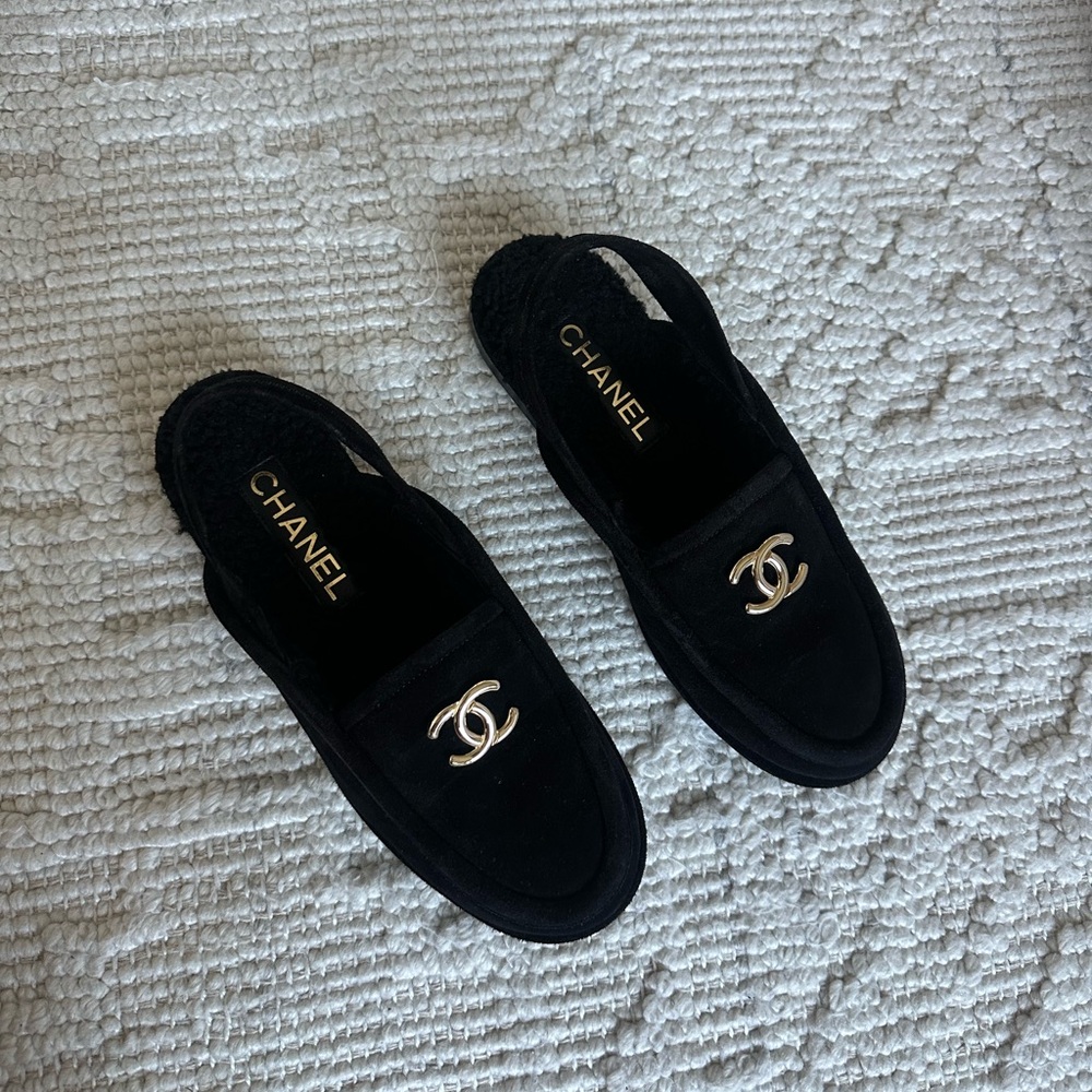 Chanel 25A slingback Suede Sherpa loafers - Picture 3 of 8